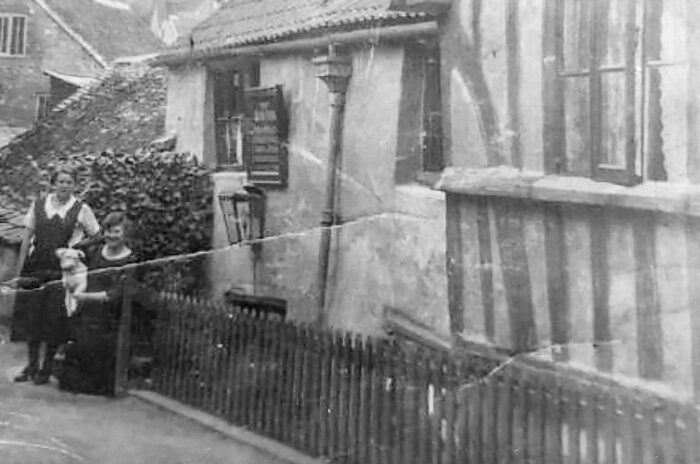 Ghost Hunt with Demonologist BEN WINFIELD Sat 1 March 2025 - Image 7